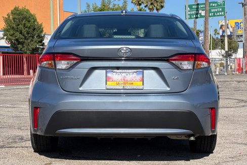 Used 2020 Toyota Corolla LE image 5