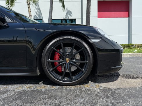Used 2017 Porsche 911 Carrera 4S image 8