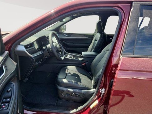 New 2025 Jeep Grand Cherokee L Limited w/ Luxury Tech Group II image 9