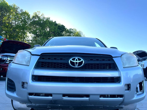 Used 2011 Toyota RAV4 2WD image 2