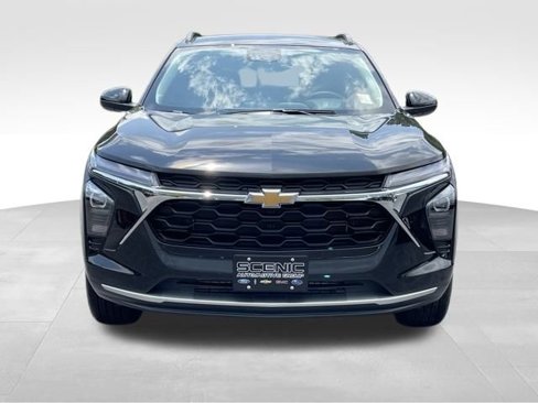 New 2025 Chevrolet Trax LT w/ Driver Confidence Package image 25