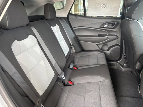 New 2025 Chevrolet Trax LS w/ LS Convenience Package image 29
