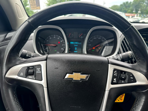 Used 2016 Chevrolet Equinox LTZ w/ Enhanced Convenience Package image 25