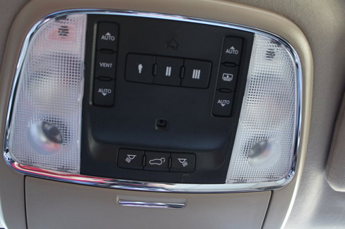 Used 2020 Jeep Grand Cherokee Summit image 23