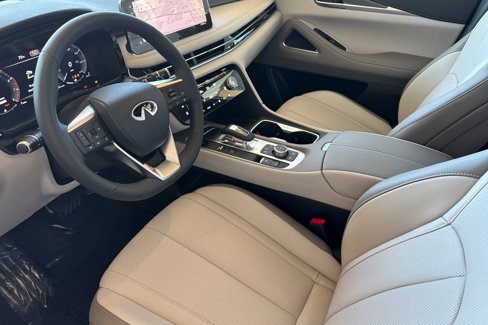 New 2026 INFINITI QX60 Luxe image 7