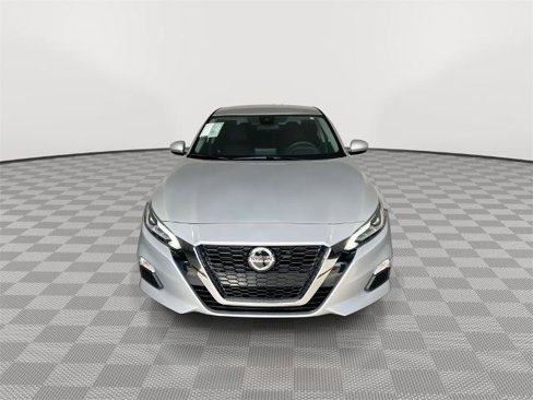 Certified 2023 Nissan Sentra SV w/ All-Weather Package image 3