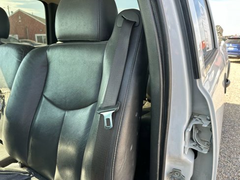 Used 2004 GMC Sierra 2500 SLE w/ Heavy-Duty Power Package image 34