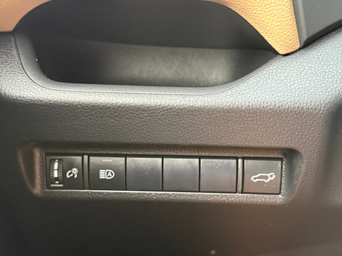 Used 2019 Toyota RAV4 XLE image 20