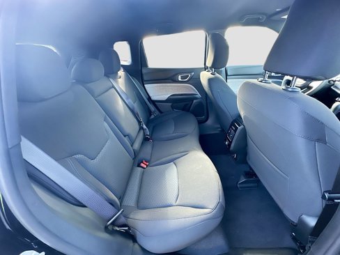 New 2025 Jeep Compass Sport image 28