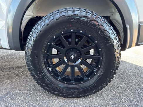Used 2017 Ford F150 Raptor w/ Equipment Group 802A Luxury image 61