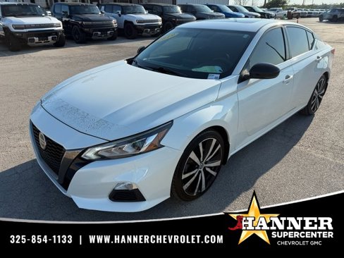 Used 2019 Nissan Altima 2.0 SR image 1