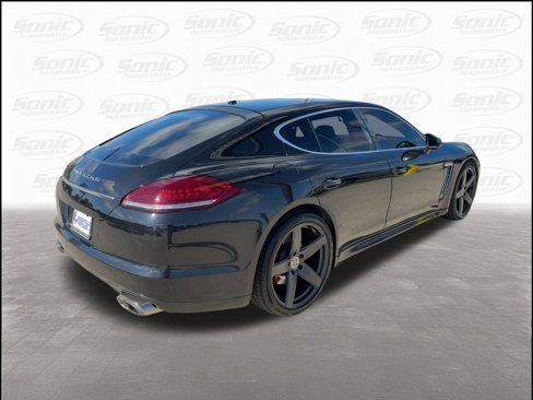 Used 2010 Porsche Panamera Turbo image 9