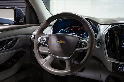 Used 2018 Chevrolet Traverse LT image 38
