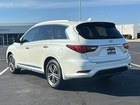 Used 2019 INFINITI QX60 Luxe w/ Essential Package image 6