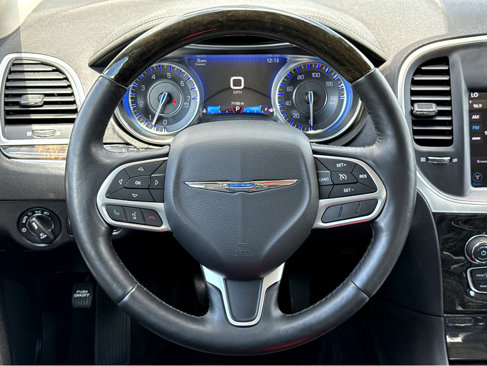 Used 2017 Chrysler 300 C image 14
