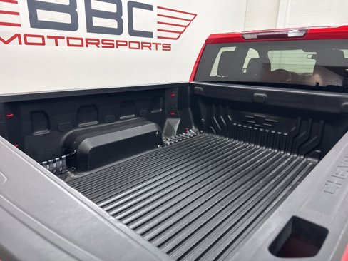 Used 2020 Chevrolet Silverado 1500 Custom w/ Custom Value Package image 11