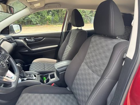 Certified 2020 Nissan Rogue Sport SV image 13