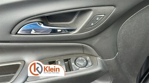 Used 2023 Chevrolet Equinox LT image 12