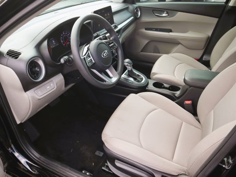 Used 2020 Kia Forte LXS image 13