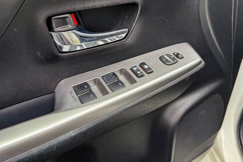 Used 2017 Toyota Prius V Four image 13