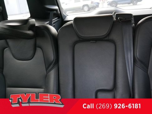 Used 2018 Volvo XC90 T6 Momentum w/ Convenience Package image 39