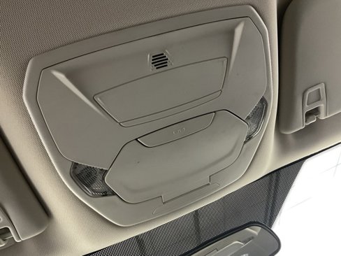 Used 2017 Ford Escape SE image 16