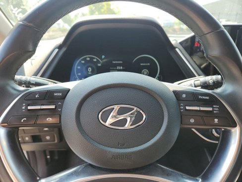 Used 2020 Hyundai Sonata SEL w/ Convenience Package image 16