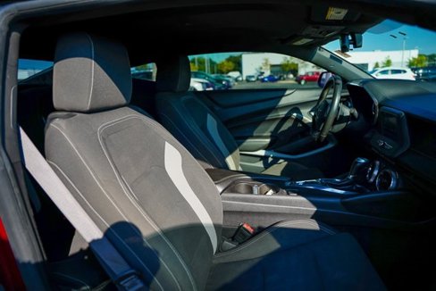 Used 2016 Chevrolet Camaro LT image 30