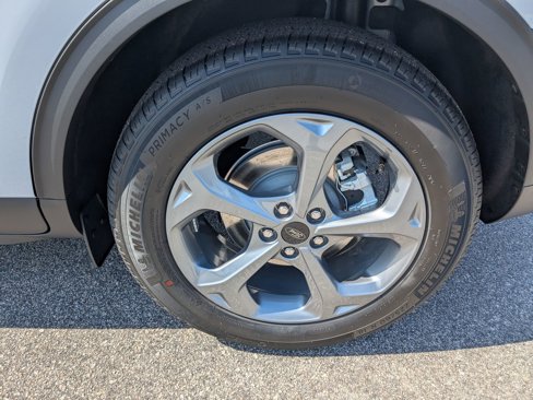 New 2025 Ford Escape ST-Line image 10