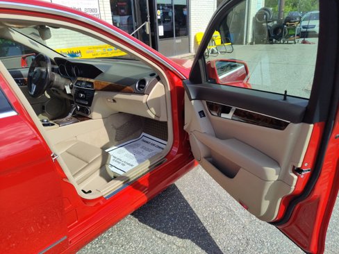 Used 2013 Mercedes-Benz C 250 Sedan image 18