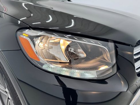 Used 2019 Mercedes-Benz GLC 300 image 32