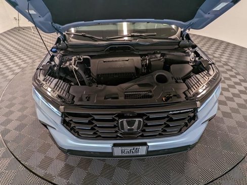 Certified 2025 Honda Pilot Black Edition image 41