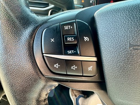 Used 2020 Ford Explorer XLT w/ Equipment Group 202A image 17