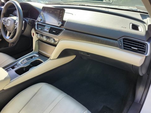 Certified 2019 Honda Accord EX image 17