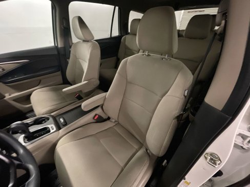Used 2018 Honda Pilot EX image 18