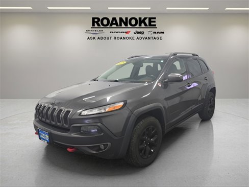 Used 2015 Jeep Cherokee Trailhawk w/ Cold Weather Group image 1