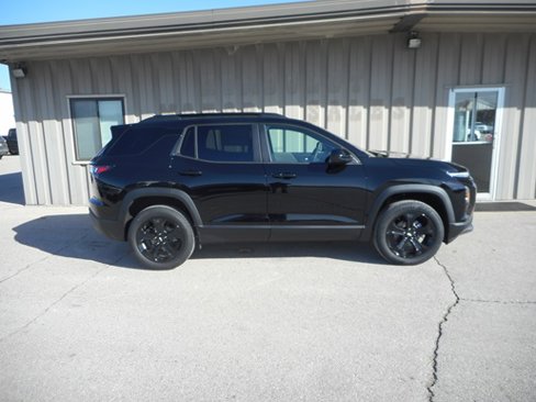 New 2025 Chevrolet Equinox LT w/ Convenience Package II image 4