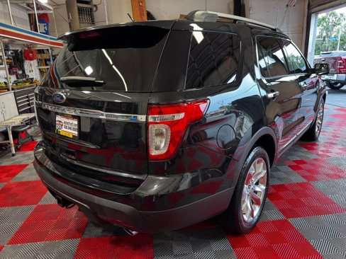 Used 2015 Ford Explorer XLT w/ Equipment Group 202A image 7