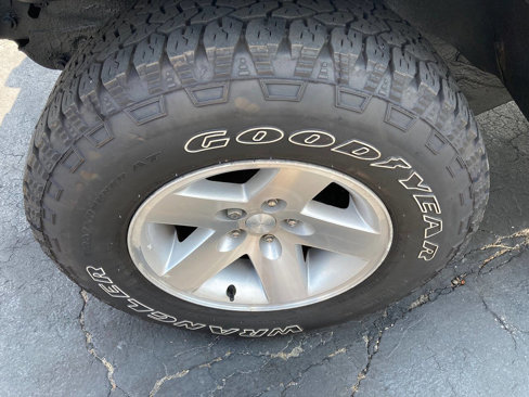 Used 2005 Jeep Wrangler Unlimited image 65