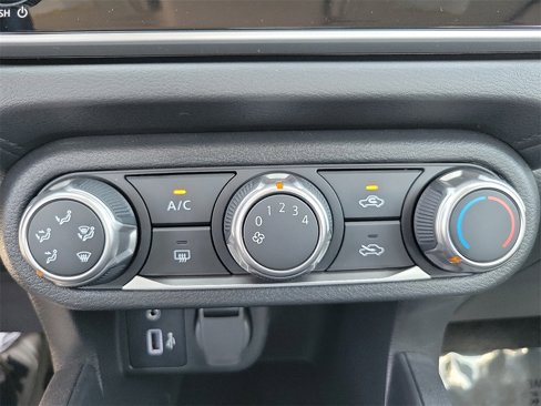 New 2025 Nissan Versa S w/ Trunk Package image 10