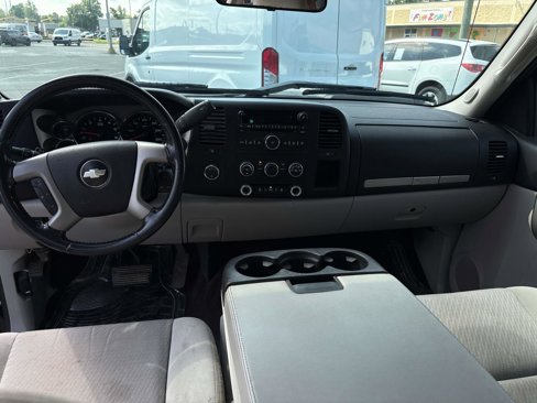 Used 2009 Chevrolet Silverado 2500 LT w/ Safety Package image 8