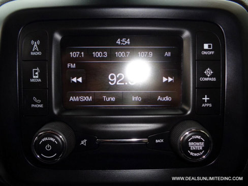 Used 2017 Jeep Renegade Altitude image 12