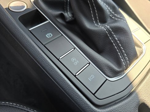New 2025 Volkswagen Jetta SE image 35