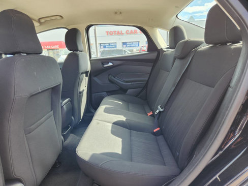 Used 2017 Ford Focus SE image 12