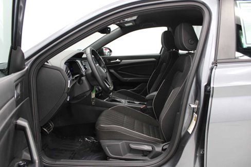 Used 2023 Volkswagen Jetta Sport image 7