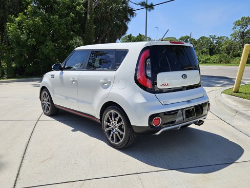 Certified 2018 Kia Soul ! w/ Tech Package image 5