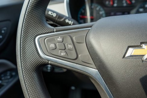 Used 2019 Chevrolet Equinox LS image 20