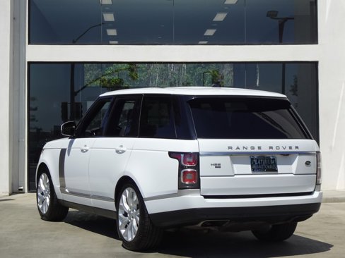 Used 2022 Land Rover Range Rover Westminster Edition image 4