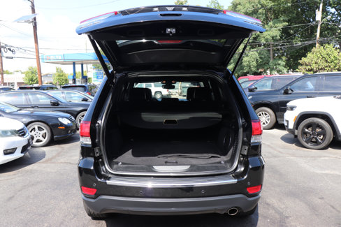 Used 2020 Jeep Grand Cherokee Limited w/ Luxury Group II image 56