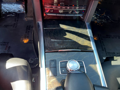 Used 2014 Mercedes-Benz E 350 Sedan image 25